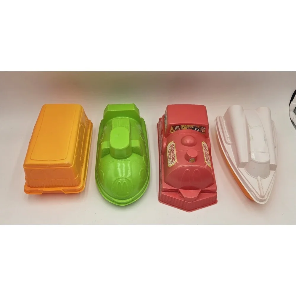 READ RARE  '82 '83 McDonald's Space Ship Caboose Sub Train Plastic Discoloration